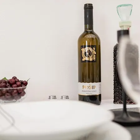 Harmony Np Krka Apartman *