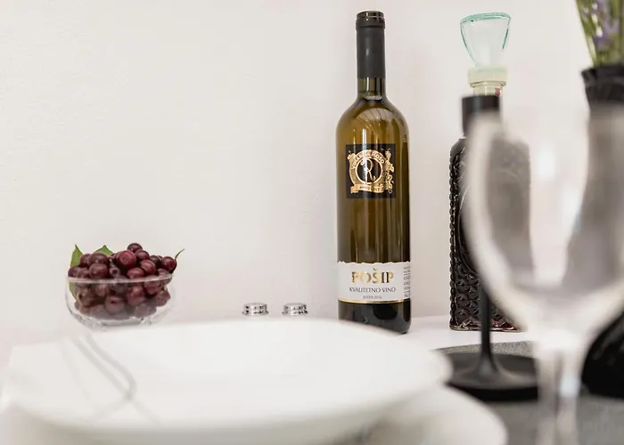 Harmony Np Krka Apartment *